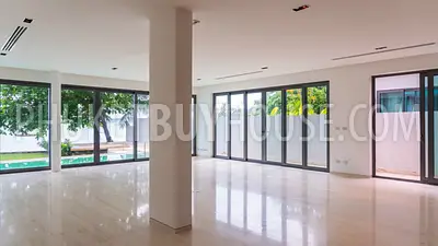 RAW6657: Villa by the Sea in Rawai. Photo #71