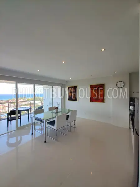 KAR5583: 2-Bedroom Apartment overlooking Andaman Sea in Karon. Photo #10