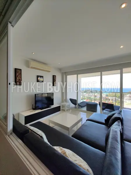 KAR5583: 2-Bedroom Apartment overlooking Andaman Sea in Karon. Photo #9
