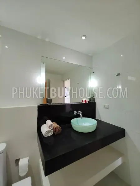 KAR5583: 2-Bedroom Apartment overlooking Andaman Sea in Karon. Photo #18
