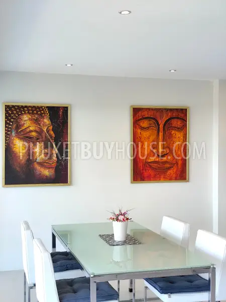 KAR5583: 2-Bedroom Apartment overlooking Andaman Sea in Karon. Photo #11