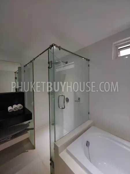 KAR5583: 2-Bedroom Apartment overlooking Andaman Sea in Karon. Photo #19