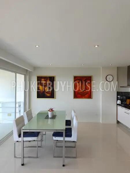 KAR5583: 2-Bedroom Apartment overlooking Andaman Sea in Karon. Photo #14