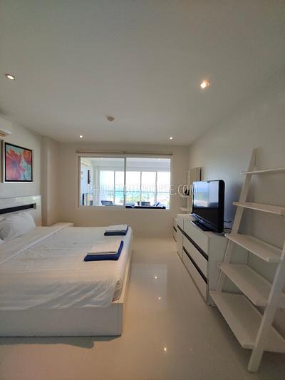 KAR5583: 2-Bedroom Apartment overlooking Andaman Sea in Karon. Photo #28