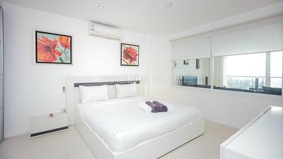 KAR5583: 2-Bedroom Apartment overlooking Andaman Sea in Karon. Photo #16