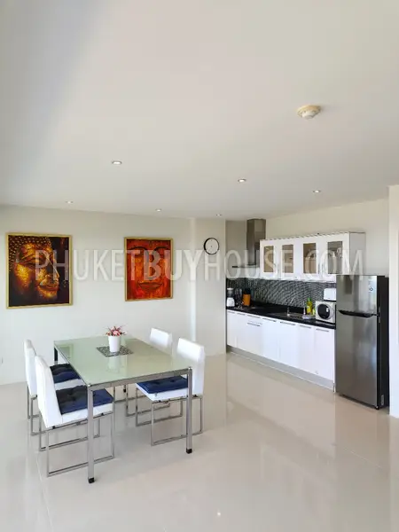 KAR5583: 2-Bedroom Apartment overlooking Andaman Sea in Karon. Photo #22