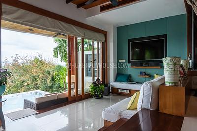 SUR6910: Villa with Stunning Sea View in Surin. Photo #3