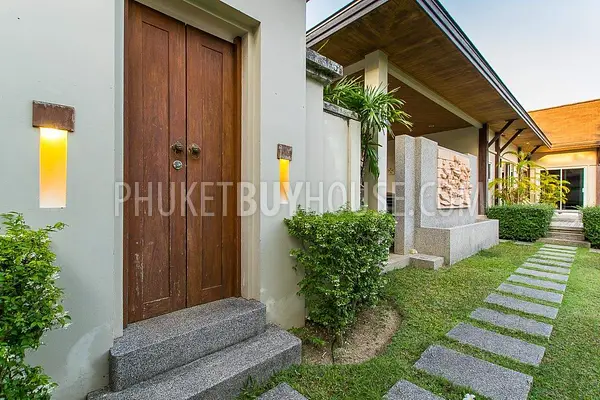 NAI6666: Magnificent Villa with a large Territory in Nai Harn area. Photo #2