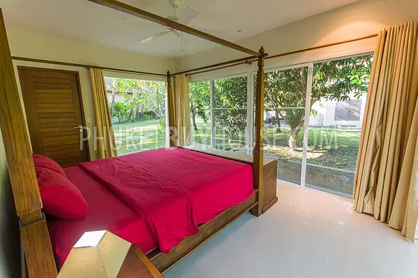 NAI6666: Magnificent Villa with a large Territory in Nai Harn area. Photo #5