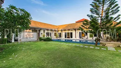 NAI6666: Magnificent Villa with a large Territory in Nai Harn area. Photo #6