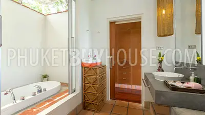KAM6637: 4 bedroom Villa with Pool in Kamala area. Photo #3