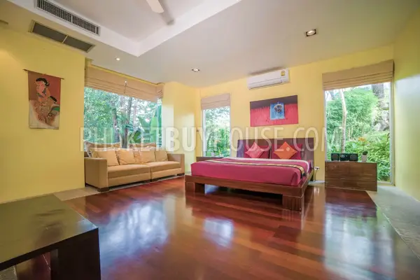 KAM6637: 4 bedroom Villa with Pool in Kamala area. Photo #8