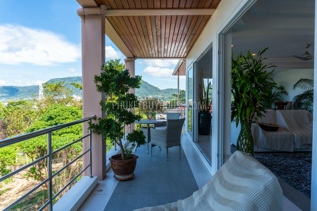 PAT6689: Penthouse for Sale in Patong. Photo #8