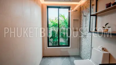 NAI6695: Villa with a huge Garden in Nai Harn. Photo #3