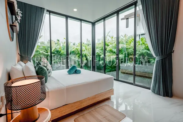 NAI6695: Villa with a huge Garden in Nai Harn. Photo #7