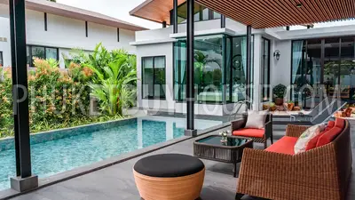 NAI6695: Villa with a huge Garden in Nai Harn. Photo #40