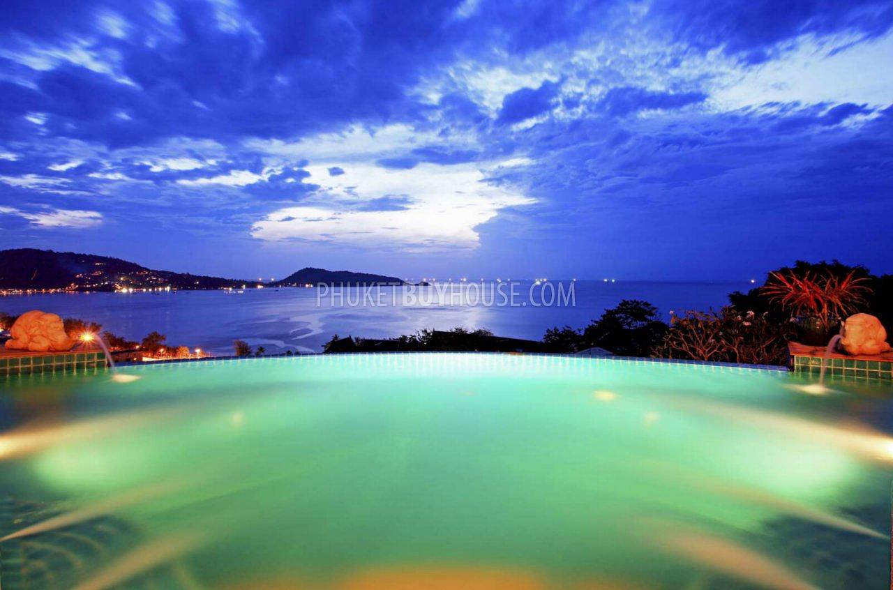 PAT6697: Luxury Villa with Panoramic Sea Views in Patong. Photo #11