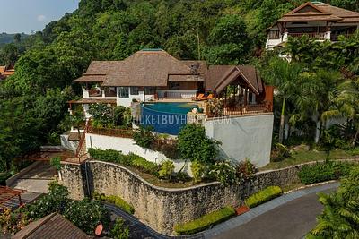 PAT6697: Luxury Villa with Panoramic Sea Views in Patong. Photo #14