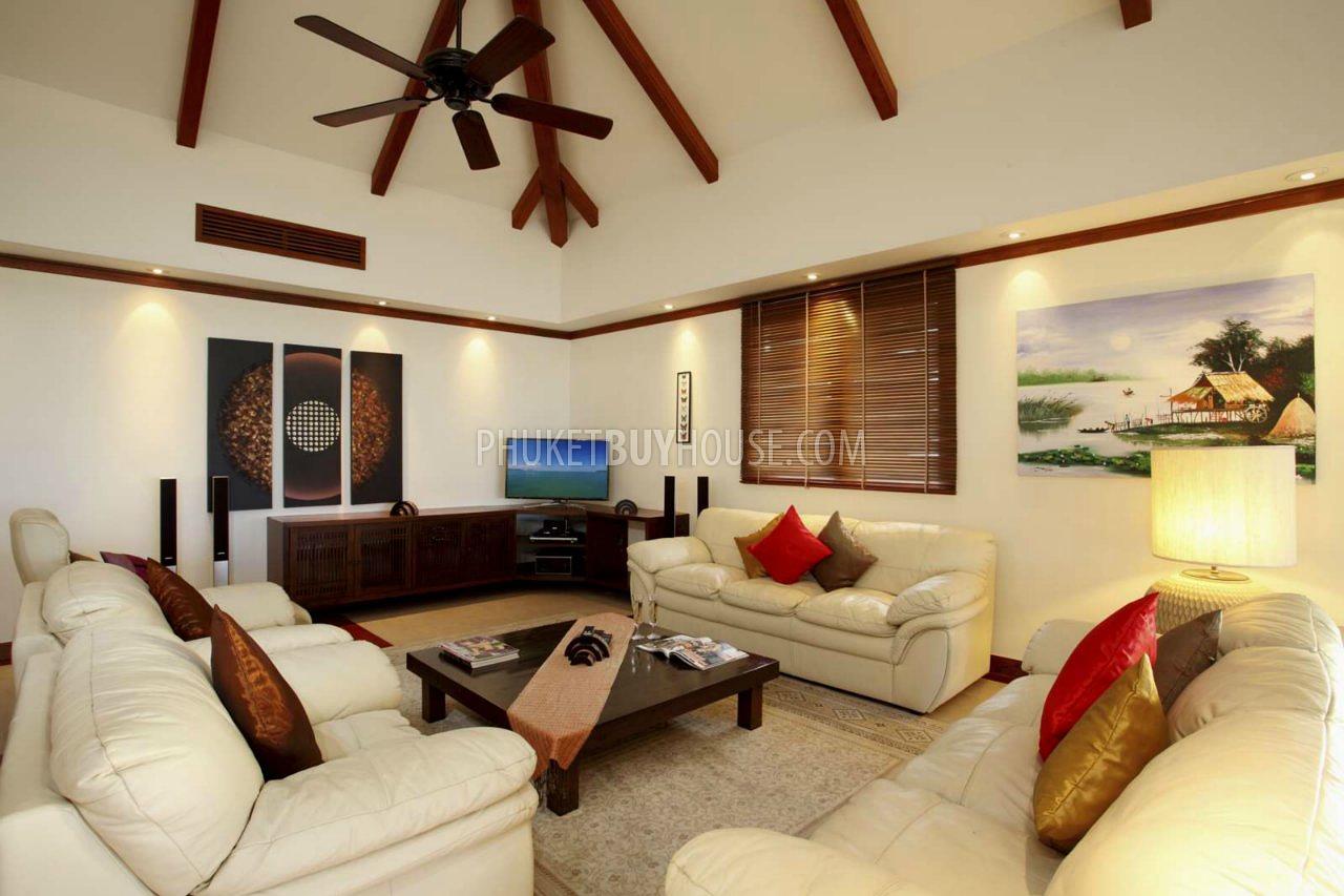 PAT6697: Luxury Villa with Panoramic Sea Views in Patong. Photo #21