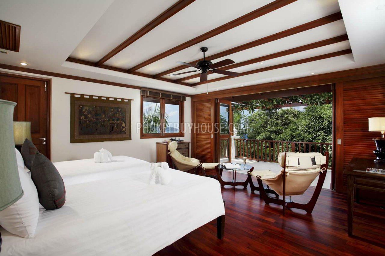 PAT6697: Luxury Villa with Panoramic Sea Views in Patong. Photo #29