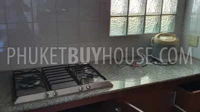 NAI6698: Townhouse for Sale, 350 meters to Nai Harn Beach. Photo #5