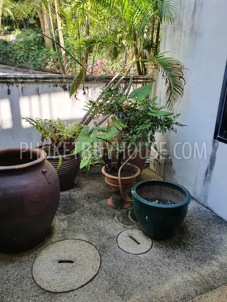 NAI6698: Townhouse for Sale, 350 meters to Nai Harn Beach. Photo #11