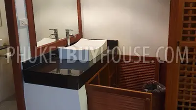 NAI6698: Townhouse for Sale, 350 meters to Nai Harn Beach. Photo #17