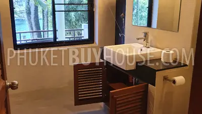NAI6698: Townhouse for Sale, 350 meters to Nai Harn Beach. Photo #18
