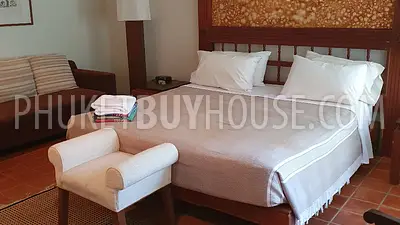 NAI6698: Townhouse for Sale, 350 meters to Nai Harn Beach. Photo #21