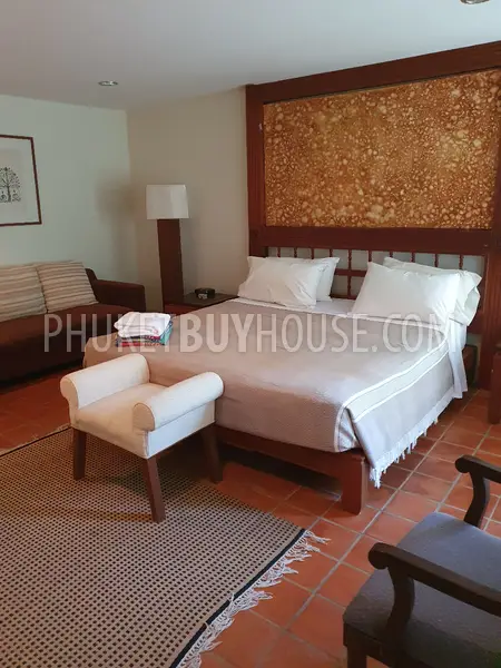 NAI6698: Townhouse for Sale, 350 meters to Nai Harn Beach. Photo #21