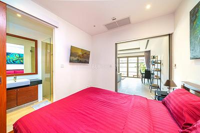 BAN22085: One bedroom villa with private pool on Bangtao beach. Photo #12
