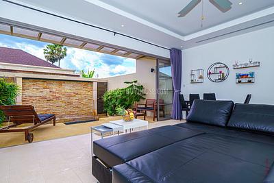 BAN22085: One bedroom villa with private pool on Bangtao beach. Photo #23