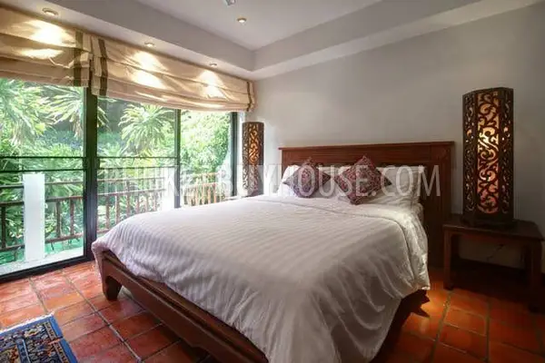 NAI6699: Townhouse in Walking Distance from Nai Harn Beach. Photo #11