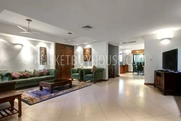 NAI6699: Townhouse in Walking Distance from Nai Harn Beach. Photo #15