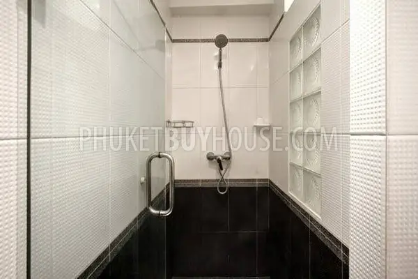 NAI6699: Townhouse in Walking Distance from Nai Harn Beach. Photo #16