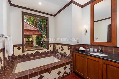BAN6700: Luxury Villa for Sale within walking distance to Bang Tao Beach. Photo #27