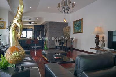 KAT6819: Villa for Sale overlooking the Golf Courses in Kathu. Photo #12