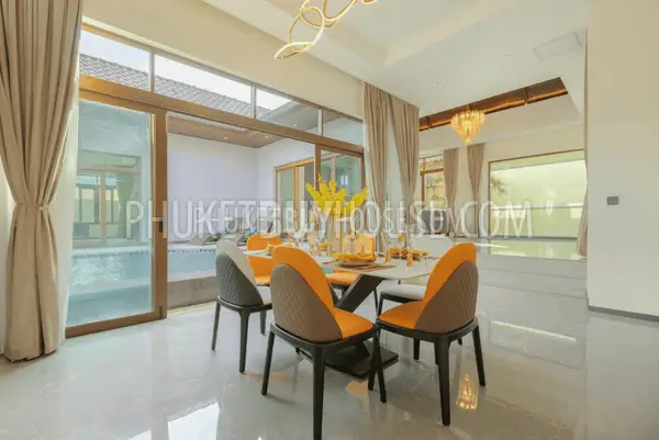 BAN6702: Tropical Villa Walking Distance to Bang Tao Beach. Photo #6