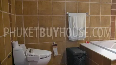 KTH6819: Villa for Sale overlooking the Golf Courses in Kathu. Photo #16