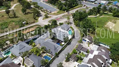 KTH6819: Villa for Sale overlooking the Golf Courses in Kathu. Photo #29