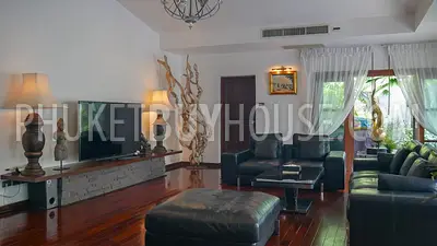 KTH6819: Villa for Sale overlooking the Golf Courses in Kathu. Photo #36