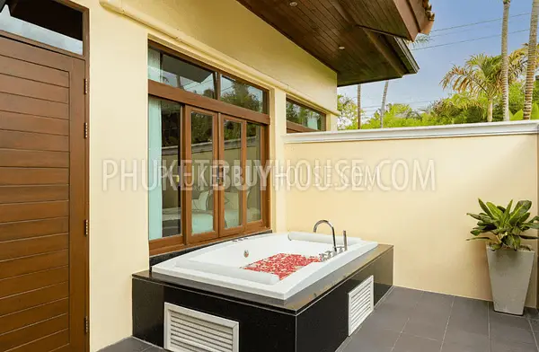 BAN6702: Tropical Villa Walking Distance to Bang Tao Beach. Photo #20