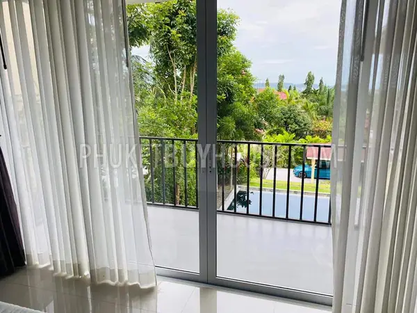 CHA6704: Urgent Sale! Elite complex of 4 villas in Chalong. Photo #5