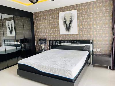 CHA6704: Urgent Sale! Elite complex of 4 villas in Chalong. 照片 #8