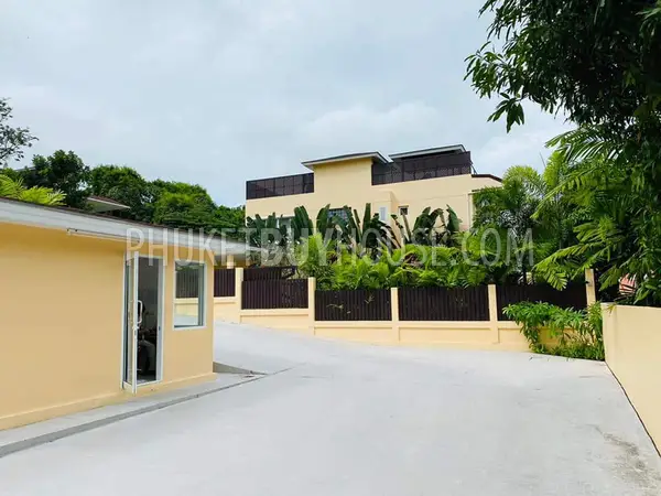 CHA6704: Urgent Sale! Elite complex of 4 villas in Chalong. Photo #17