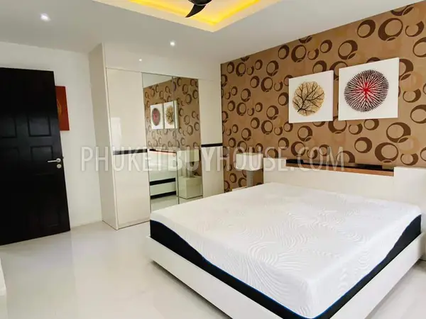 CHA6704: Urgent Sale! Elite complex of 4 villas in Chalong. Photo #22