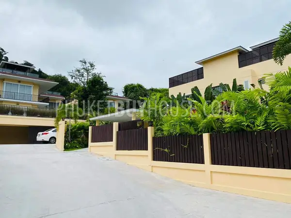CHA6704: Urgent Sale! Elite complex of 4 villas in Chalong. Photo #25