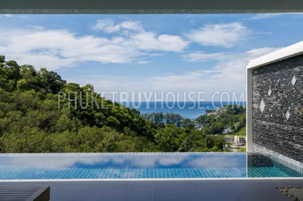 KAM21872: Upscale Four-Bedroom Condominium in Kamala. Photo #12