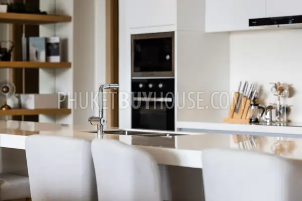 KAM21872: Upscale Four-Bedroom Condominium in Kamala. Photo #8