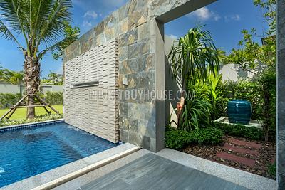 LAY6678: Magnificent Villa with a large garden in Layan area, Phuket. Photo #4